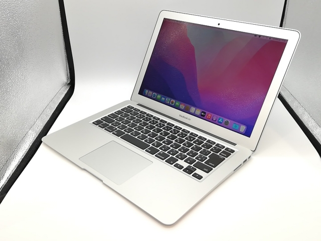 中古】Apple MacBook Air 13インチ Corei5:1.8GHz 256GB MQD42J/A (Mid 