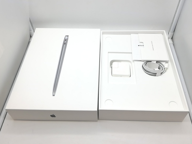 中古】Apple MacBook Air 13インチ 256GB スペースグレイ MWTJ2J/A
