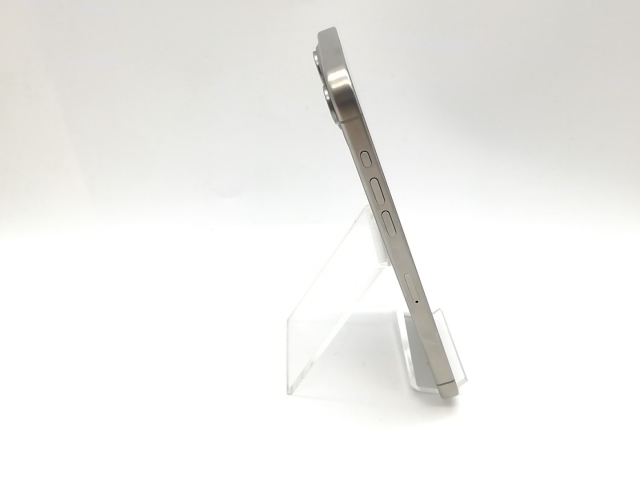 【中古】Apple 国内版 【SIMフリー】 iPhone 15 Pro Max 256GB ナチュラルチタニウム MU6R3J/A【吉祥寺】保証期間１ヶ月【ランクA】