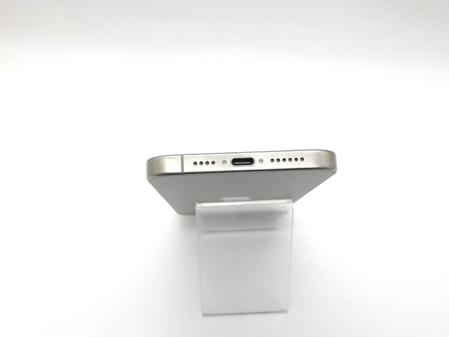 【中古】Apple 国内版 【SIMフリー】 iPhone 15 Pro Max 256GB ナチュラルチタニウム MU6R3J/A【吉祥寺】保証期間１ヶ月【ランクA】