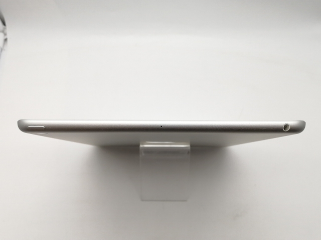 【中古】Apple 【Wi-Fi】 iPad（第8世代/2020） 32GB シルバー MYLA2J/A【吉祥寺】保証期間１ヶ月【ランクB】_2