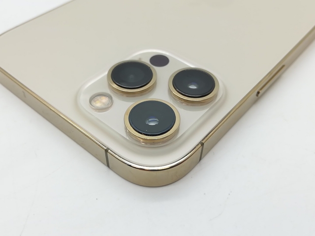 中古】【赤ロム保証あり】Apple au 【SIMロック解除済み