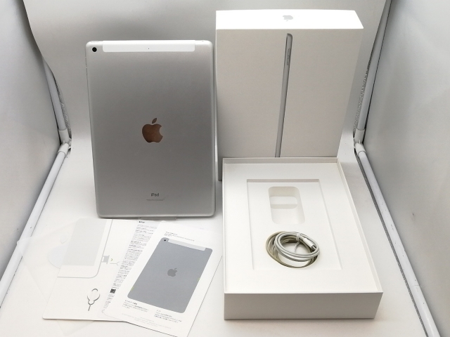 【中古】Apple au 【SIMフリー】 iPad（第9世代/2021） 64GB シルバー MK493J/A【吉祥寺】保証期間１ヶ月【ランクC】_9