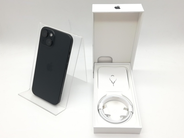 中古】Apple 国内版 【SIMフリー】 iPhone 15 128GB ブラック MTMH3J/A