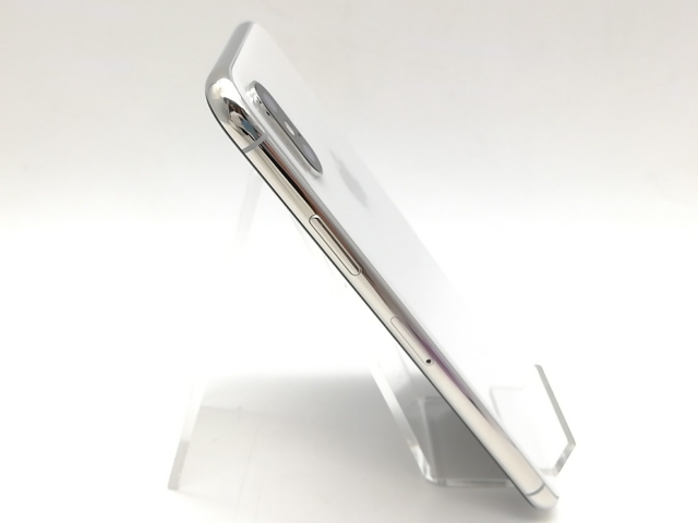 docomo 【SIMロック解除済】NTAW2J/A iPhone XS 64GB スペースグレイ