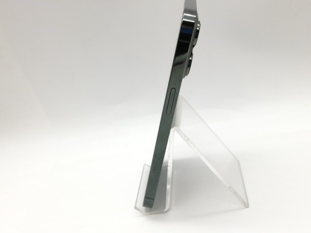 【中古】Apple 国内版 【SIMフリー】 iPhone 13 Pro 256GB アルパイングリーン MNDY3J/A【吉祥寺】保証期間１ヶ月【ランクB】