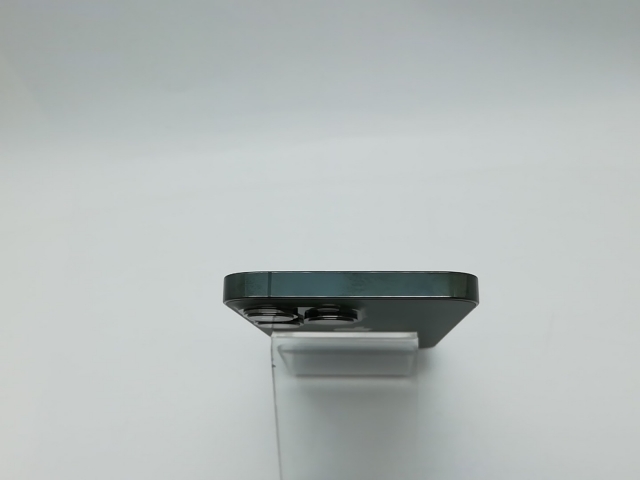 【中古】Apple 国内版 【SIMフリー】 iPhone 13 Pro 256GB アルパイングリーン MNDY3J/A【吉祥寺】保証期間１ヶ月【ランクB】