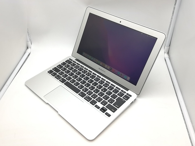 Apple MacBook Air ［MJVM2J/A］ 値下げしました。 値下げしました】MACBOOK AIR MJVM2J/A 11インチ MacBook Airがついに