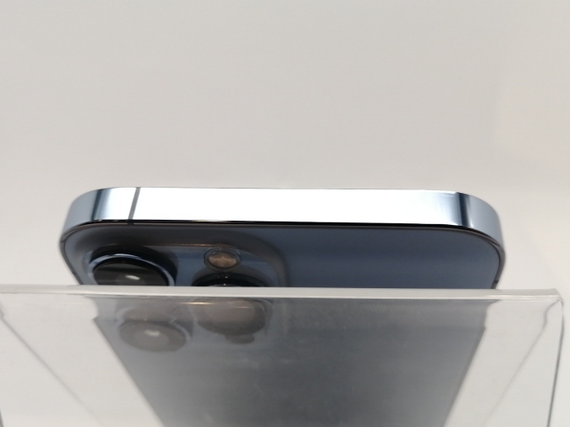 【中古】【赤ロム保証あり】Apple SoftBank 【SIMフリー】 iPhone 13 Pro Max 256GB シエラブルー MLJD3J/A【津田沼】保証期間１ヶ月【ランクC】