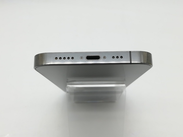 【中古】Apple docomo 【SIMフリー】 iPhone 13 Pro 128GB グラファイト MLUE3J/A【吉祥寺】保証期間１ヶ月【ランクB】_3