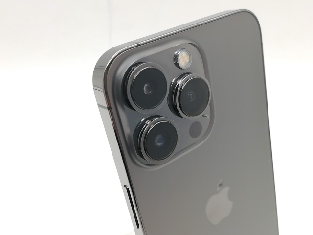 【中古】Apple docomo 【SIMフリー】 iPhone 13 Pro 128GB グラファイト MLUE3J/A【吉祥寺】保証期間１ヶ月【ランクB】_8