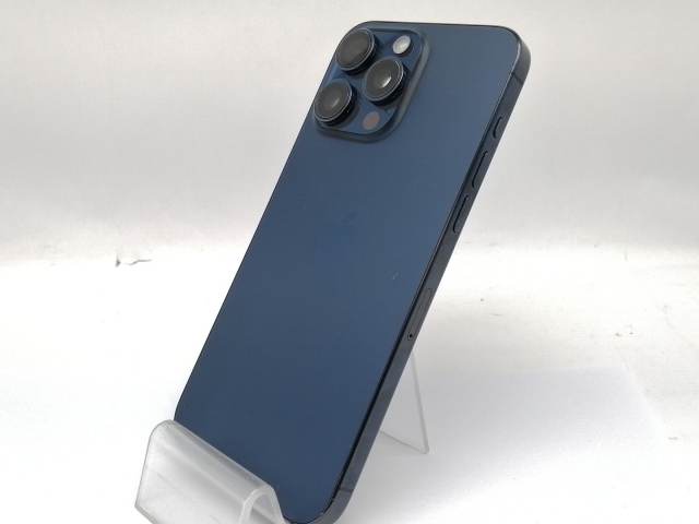 【中古】Apple 国内版 【SIMフリー】 iPhone 15 Pro Max 512GB ブルーチタニウム MU6X3J/A【新宿】保証期間１ヶ月【ランクC】