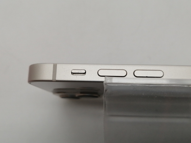 【中古】Apple docomo 【SIMフリー】 iPhone 13 mini 128GB スターライト MLJE3J/A【札幌南2条】保証期間１週間【ランクC】_3