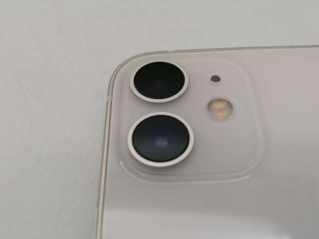 【中古】Apple docomo 【SIMロック解除済み】 iPhone 12 mini 256GB ホワイト MGDT3J/A【池袋東口】保証期間１ヶ月【ランクC】_6