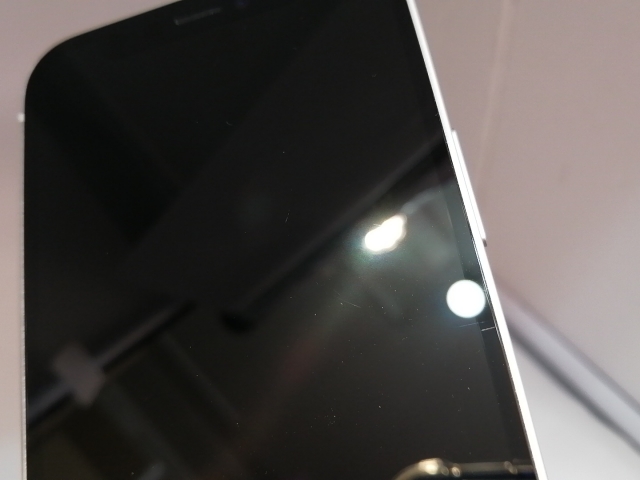 【中古】Apple docomo 【SIMロック解除済み】 iPhone 12 mini 256GB ホワイト MGDT3J/A【池袋東口】保証期間１ヶ月【ランクC】_8