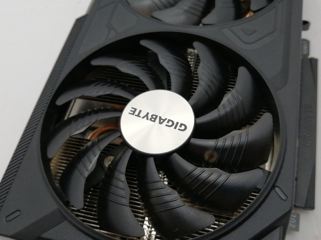 中古】GIGABYTE GV-N4070WF2OCV2-12GD RTX4070/12G【新宿】保証期間1週間