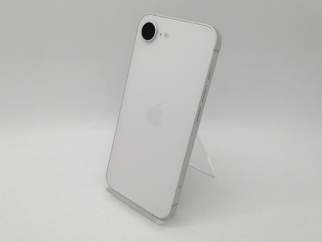 【中古】Apple docomo 【SIMフリー】iPhone 16e 128GB ホワイト MD1R4J/A【札幌南2条】保証期間１ヶ月【ランクA】
