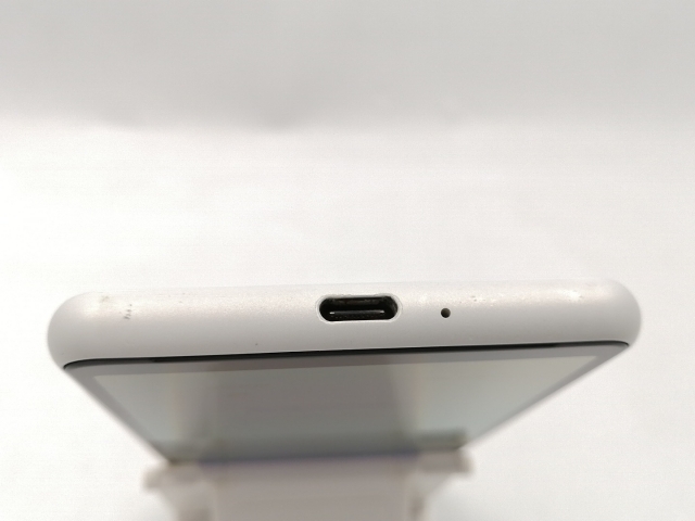 【中古】SONY au 【SIMロック解除済み】 Xperia 10 II ホワイト 4GB 64GB SOV43【仙台イービーンズ】保証期間１ヶ月【ランクB】_5
