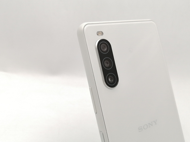 【中古】SONY au 【SIMロック解除済み】 Xperia 10 II ホワイト 4GB 64GB SOV43【仙台イービーンズ】保証期間１ヶ月【ランクB】_6