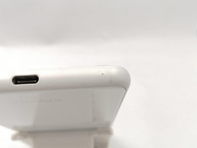 【中古】SONY au 【SIMロック解除済み】 Xperia 10 II ホワイト 4GB 64GB SOV43【仙台イービーンズ】保証期間１ヶ月【ランクB】_7