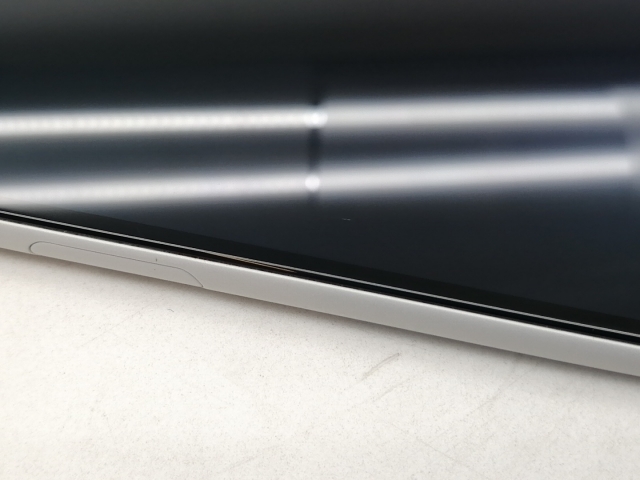 【中古】SONY au 【SIMロック解除済み】 Xperia 10 II ホワイト 4GB 64GB SOV43【仙台イービーンズ】保証期間１ヶ月【ランクB】_9