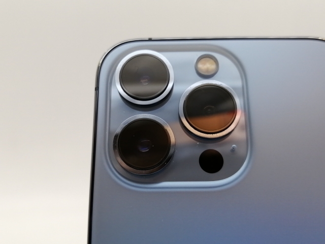 【中古】Apple docomo 【SIMフリー】 iPhone 13 Pro 128GB シエラブルー MLUK3J/A【仙台イービーンズ】保証期間１ヶ月【ランクA】_6