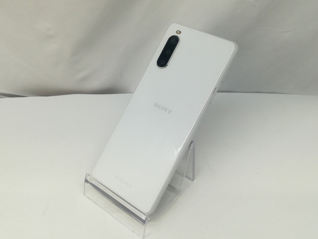 中古】SONY au 【SIMロック解除済み】 Xperia 10 II ホワイト 4GB 64GB