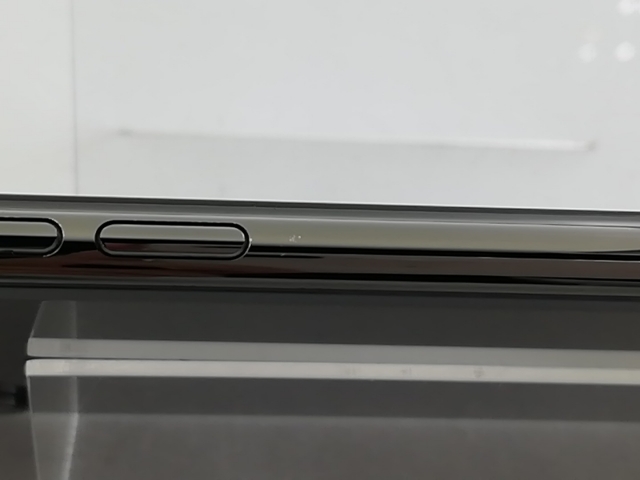 中古】Apple au 【SIMロック解除済み】 iPhone X 64GB スペースグレイ