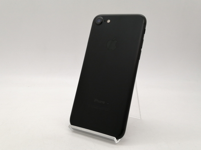 中古】Apple 国内版 【SIMフリー】 iPhone 7 32GB ブラック MNCE2J/A