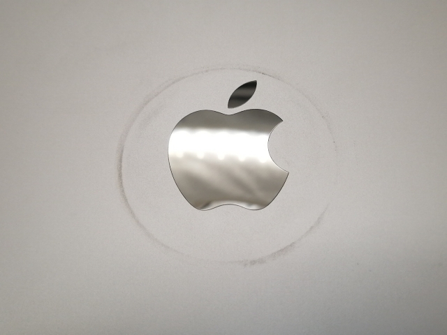 【中古】Apple SoftBank 【SIMロック解除済み】 10.5インチ iPad Pro（2017） 64GB ゴールド MQF12J/A【札幌】保証期間１週間【ランクC】