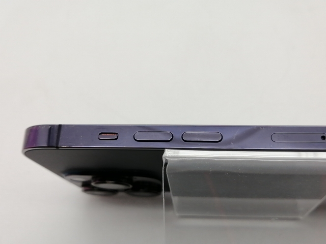 【中古】Apple docomo 【SIMフリー】 iPhone 14 Pro 1TB ディープパープル MQ313J/A【札幌】保証期間１ヶ月【ランクC】_3