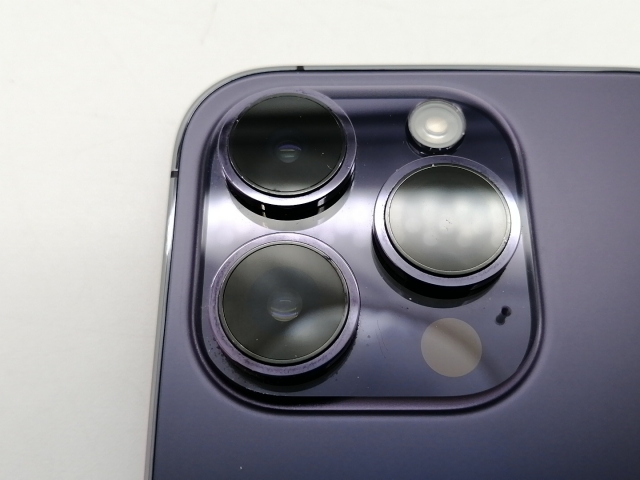 【中古】Apple docomo 【SIMフリー】 iPhone 14 Pro 1TB ディープパープル MQ313J/A【札幌】保証期間１ヶ月【ランクC】_6