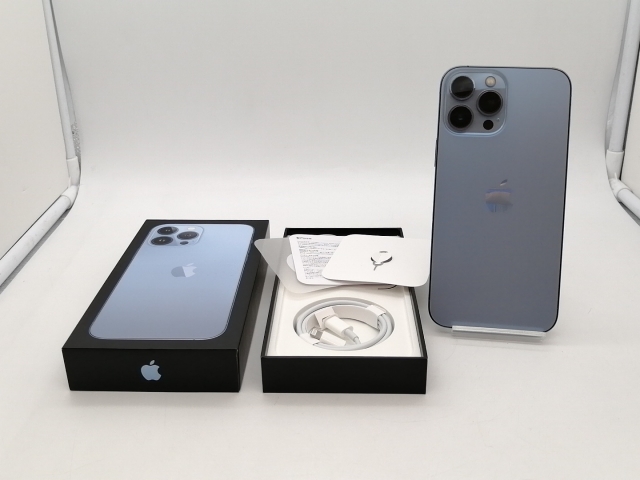 【中古】Apple au 【SIMフリー】 iPhone 13 Pro Max 256GB シエラブルー MLJD3J/A【札幌南2条】保証期間１ヶ月【ランクB】_7