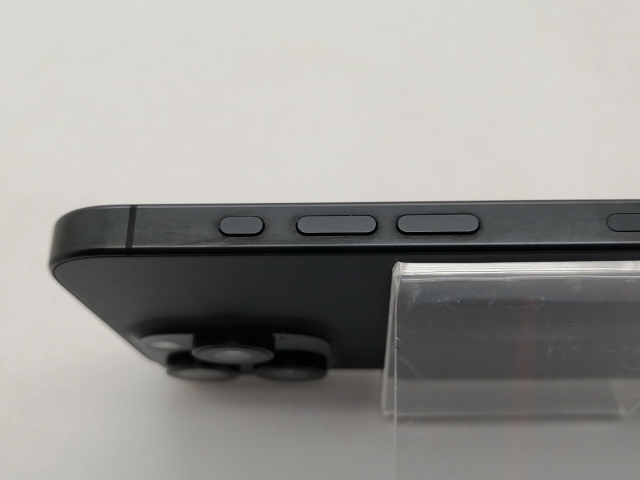 【中古】Apple 国内版 【SIMフリー】 iPhone 15 Pro Max 256GB ブラックチタニウム MU6P3J/A【札幌南2条】保証期間１ヶ月【ランクB】