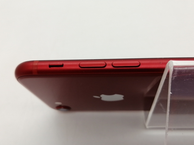【中古】Apple au 【SIMロック解除済み】 iPhone 8 64GB (PRODUCT)RED Special Edition MRRY2J/A【札幌南2条】保証期間１週間【ランクC】_3