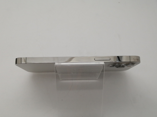 【中古】Apple 国内版 【SIMフリー】 iPhone 12 Pro 128GB シルバー MGM63J/A【仙台イービーンズ】保証期間１週間【ランクC】_3
