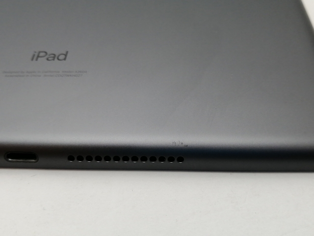 【中古】Apple au 【SIMフリー】 iPad（第9世代/2021） 64GB スペースグレイ MK473J/A【札幌南2条】保証期間１ヶ月【ランクB】