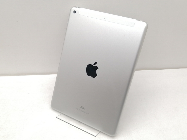 【中古】Apple au 【SIMロック解除済み】 iPad（第6世代/2018） 32GB シルバー MR6P2J/A【仙台イービーンズ】保証期間１ヶ月【ランクB】