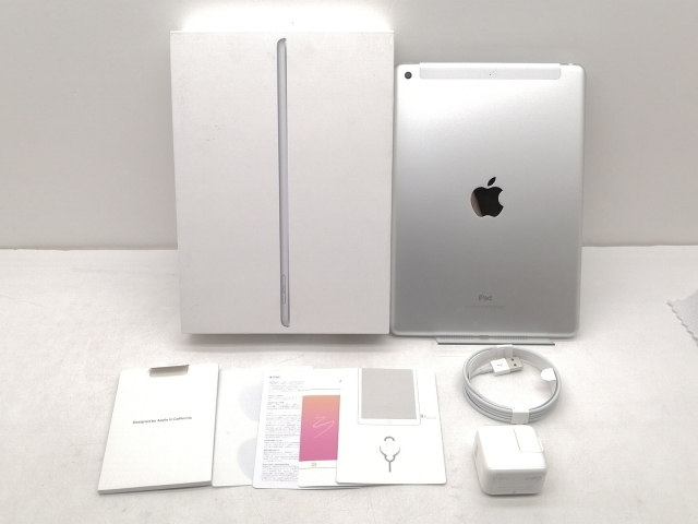 【中古】Apple au 【SIMロック解除済み】 iPad（第6世代/2018） 32GB シルバー MR6P2J/A【仙台イービーンズ】保証期間１ヶ月【ランクB】_7