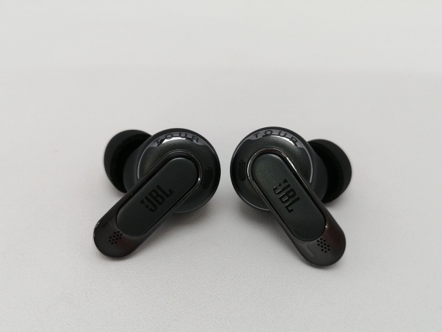 【中古】JBL TOUR PRO 3 [ブラック]【広島本通】保証期間１ヶ月【ランクA】