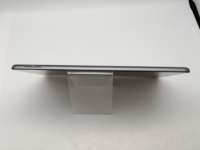 【中古】Apple 【Wi-Fi】 iPad（第7世代/2019） 32GB スペースグレイ MW742J/A【仙台イービーンズ】保証期間１ヶ月【ランクC】_7