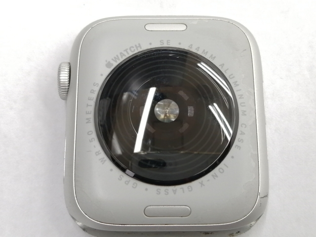 【中古】Apple Apple Watch SE2 44mm GPS シルバーアルミニウムケース (バンド無し)【池袋東口】保証期間１ヶ月【ランクC】_3
