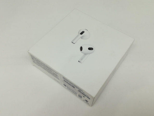 未使用】Apple AirPods（第3世代） MagSafe充電ケース MME73J/A