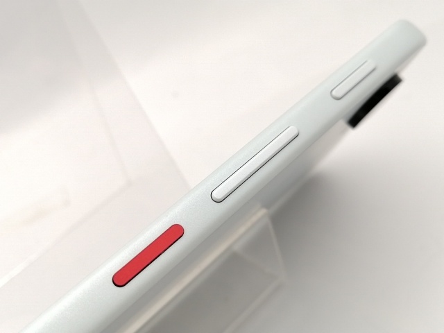 【中古】Nubia 楽天モバイル 【SIMフリー】 nubia S2R 4GB 64GB ホワイト【神保町】保証期間１ヶ月【ランクB】_4