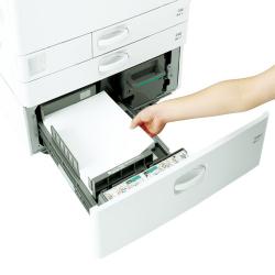 【新品/取寄品/代引不可】IPSiO 2000枚給紙テーブル C830 306510の通販は 130,730円