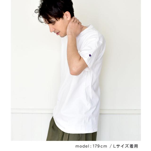 新品　yori 半袖　トップス　白　Tシャツ 新品 yori 半袖 トップス 白 Tシャツ