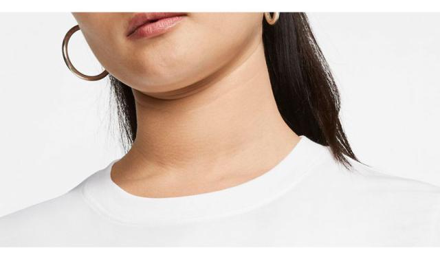 メール便可 ナイキ 半袖 Tシャツ レディース プレップ フューチュラ1 トップス 白 Nike Ck4362の通販はau Pay マーケット Z Craft