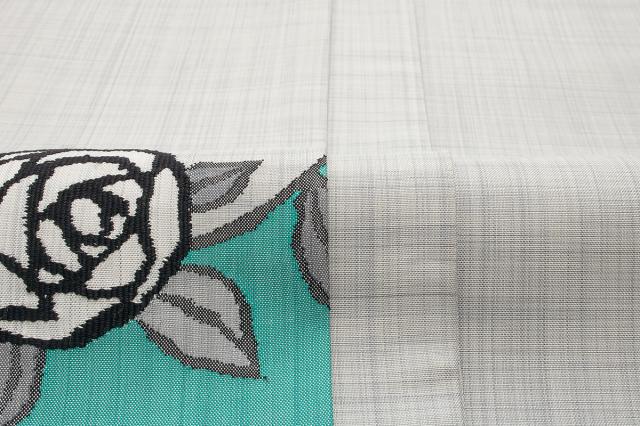 半幅帯 薄灰色 ライトグレー 緑色 薔薇 バラ 花 手織り すくい織 つづれ織 リバーシブル おび工房 カジュアル 夏向け 夏祭り 花火大会 女の通販はau Pay マーケット Soubien