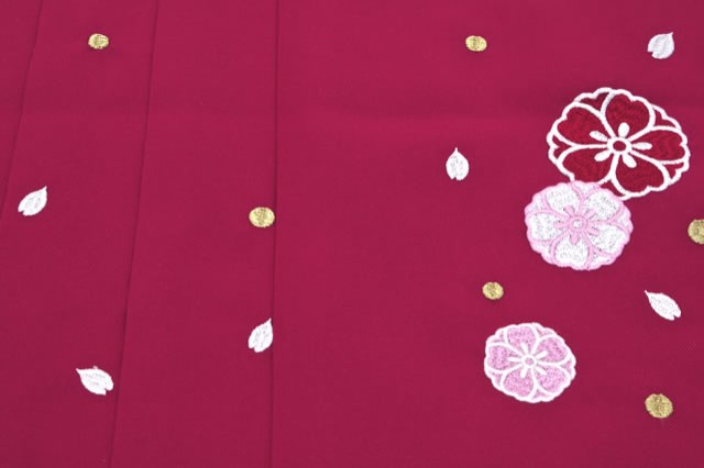 卒業式や十三詣りのお祝いに ブランド夢千代の袴 赤紫 桜 花 刺繍 はかま 単品 小学生 13歳 女の子 ジュニア 送料無料の通販はau Pay マーケット Soubien ポイントupフェスクーポン利用可