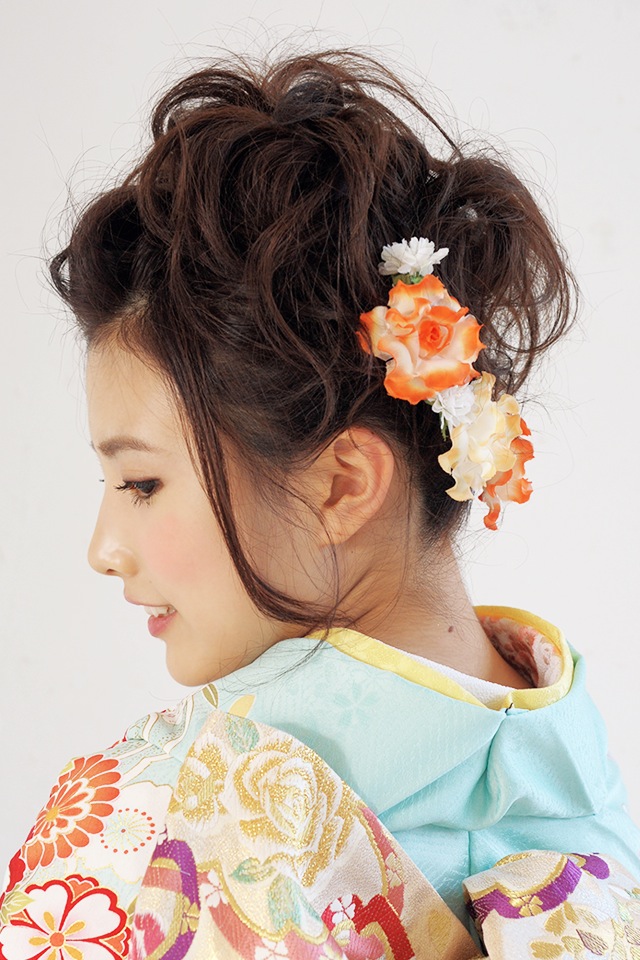 成人式 髪飾り 成人式の髪飾り 振袖向け 浴衣向け 七五三 結婚式 オレンジ 花冠 花かんむり カチューシャタイプ フラワークラウン ワイヤの通販はau Pay マーケット Soubien